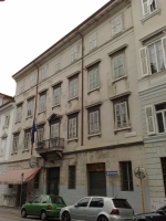 Foto edificio via Universit 1